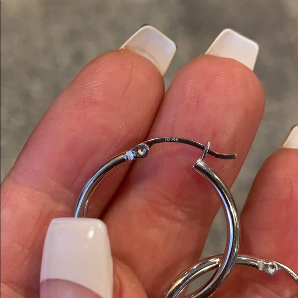 New 14K White Gold 1 inche Hoop Earrings 2mm - Picture 5 of 5